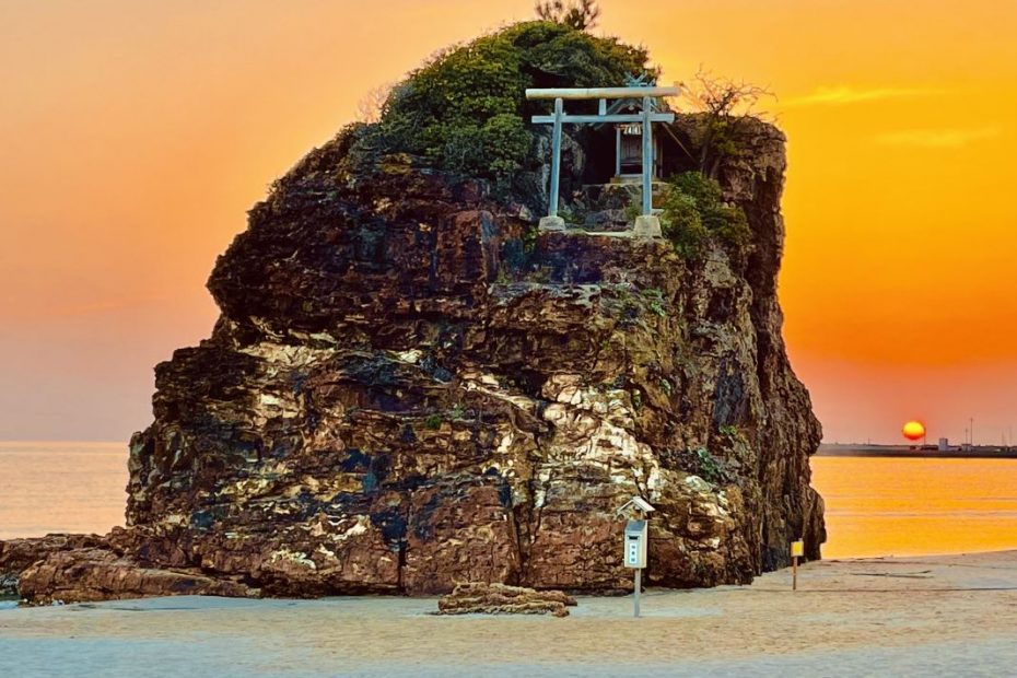 Inasa beach and the Sea of ​​Japan