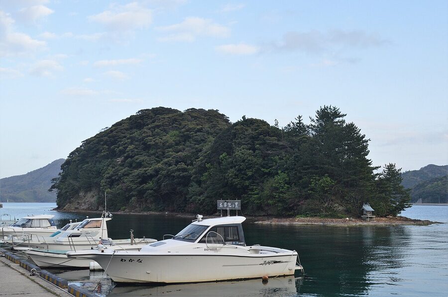 The distinctive Mitsuke Island rock formation off Nishinoshima