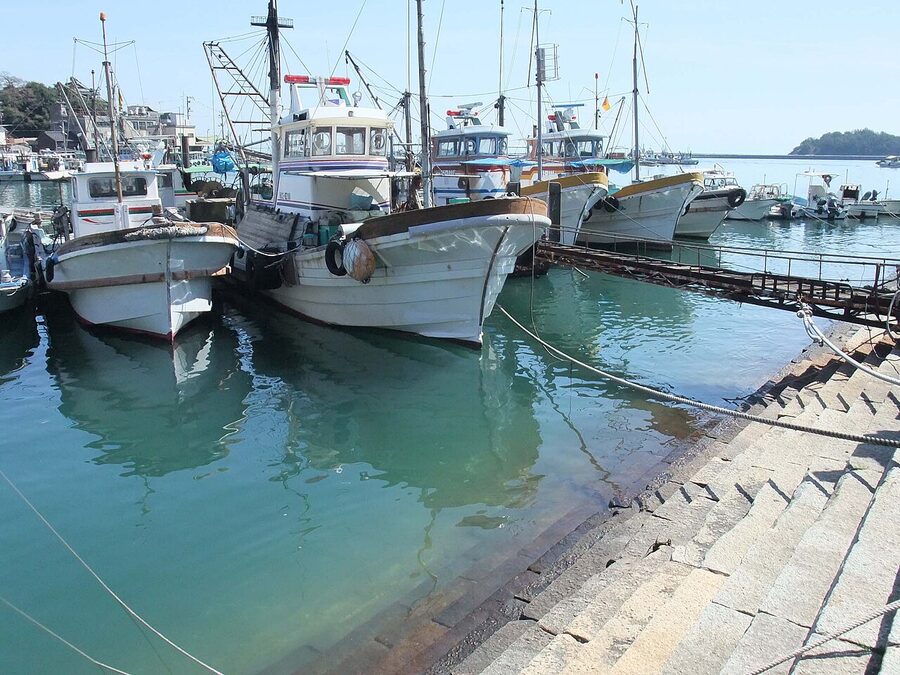 The Gangi stepped stone wharf at Tomonoura harbour