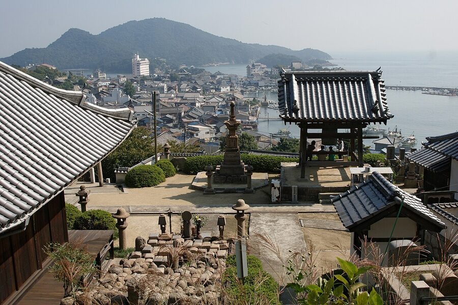 Ioji Temple in Tomonoura with its traditional tiled roof