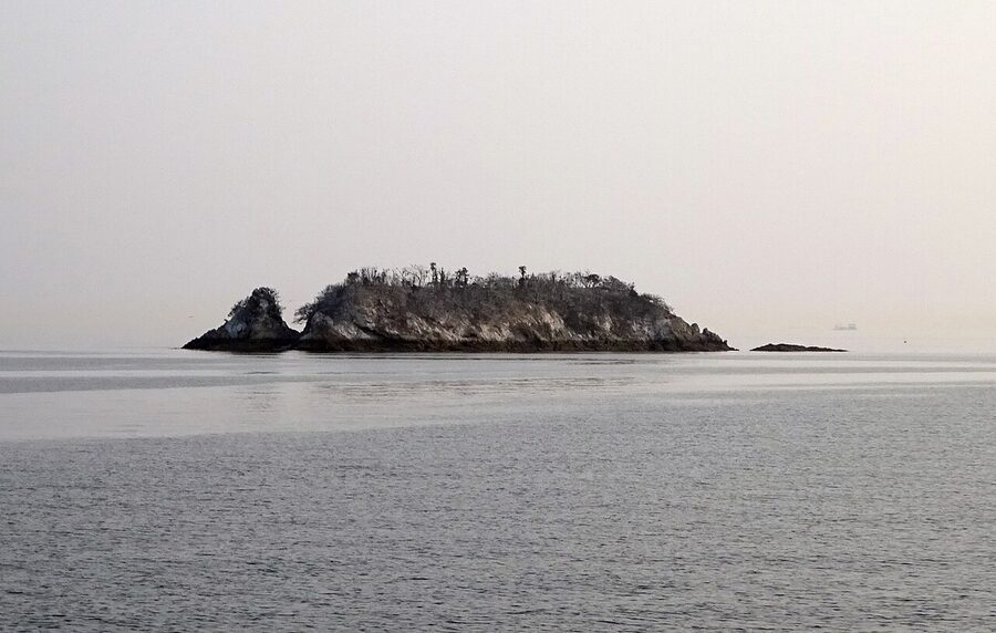 The small Tsugarushima island seen from Tomonoura's harbour