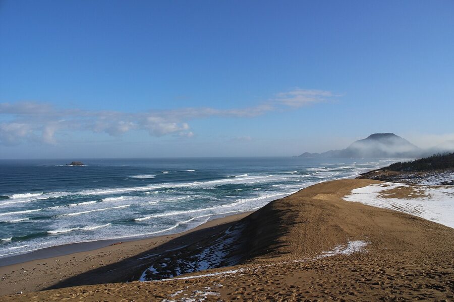 The edge of the Tottori dunes meeting the Sea of Japan
