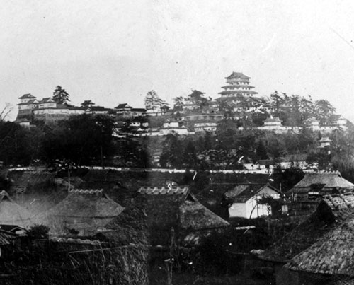 Archival photograph of Tsuyama Castle before it was dismantled in the Meiji era