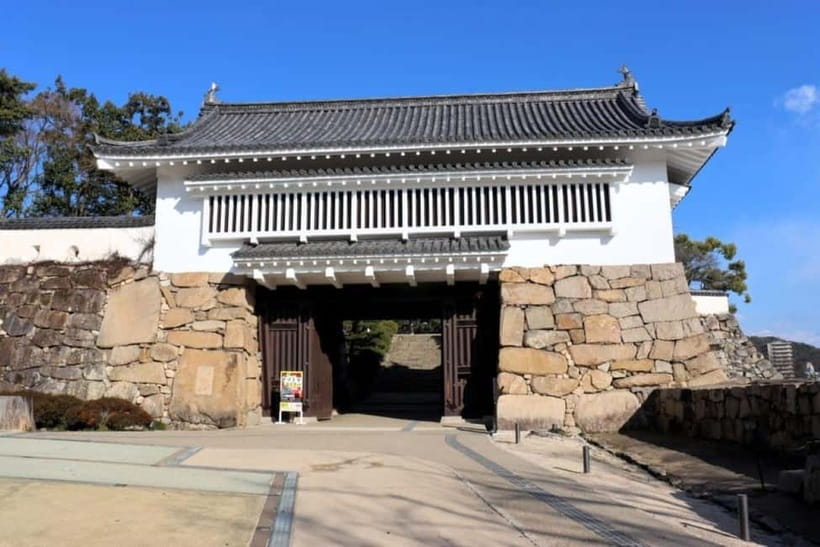 1-Day Tour from Okayama: Kurashiki, Gardens & Okayama Castle - Is $153 a fair price?