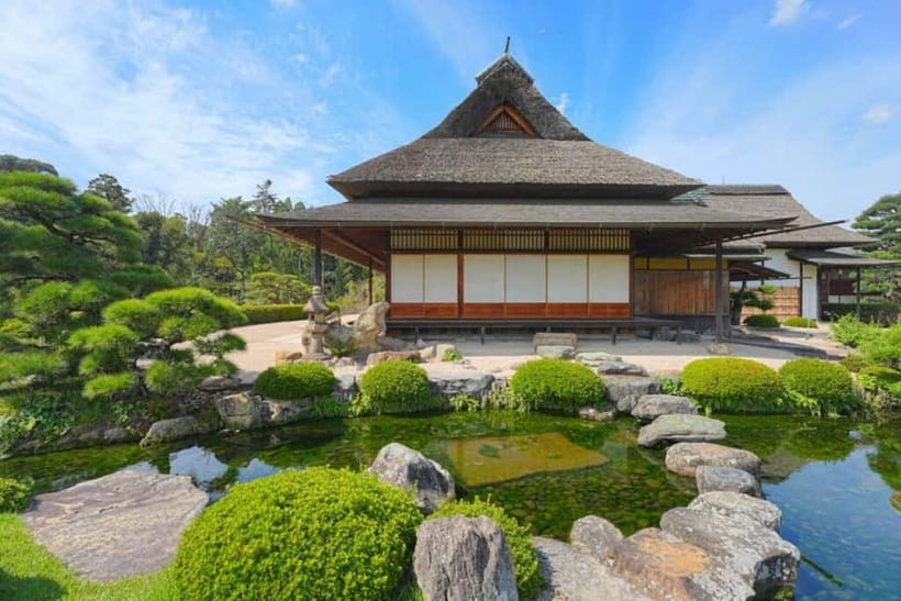 1-Day Tour from Okayama: Kurashiki, Gardens & Okayama Castle - Who should book this experience?