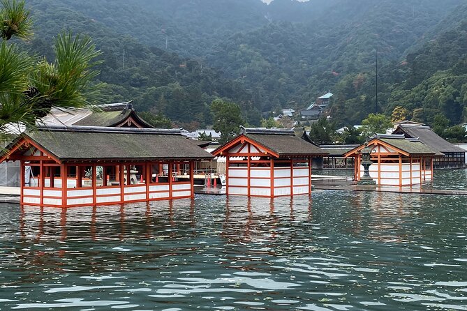 Beautiful Hiroshima, Peace Park and Miyajima Island - Senjokaku Pavilion and Hokoku-jinja