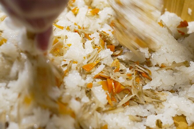 Cooking and Eating Bara Sushi A Local Dish from Okayama - Making a portion that suits your taste