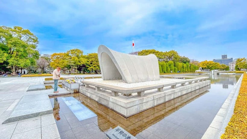 Day Trip to Hiroshima & Miyajima with Itsukushima Shrine - Who should book this day trip?