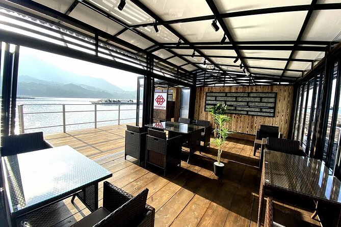 Dinner Cruise on HANAIKADA (Raft-Type Boat) with Scenic View of Miyajima - Language and hospitality on a small boat