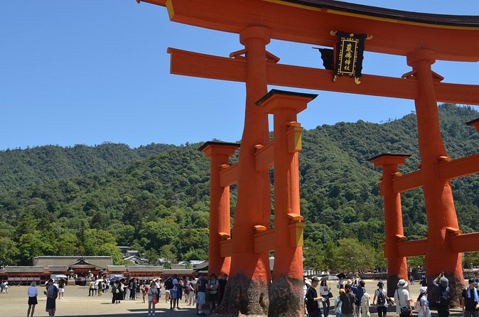 Discover Miyajima Local Eats and Sacred Sites in 2 Hours - Senjokaku and the unfinished hall of Toyotomi Hideyoshi