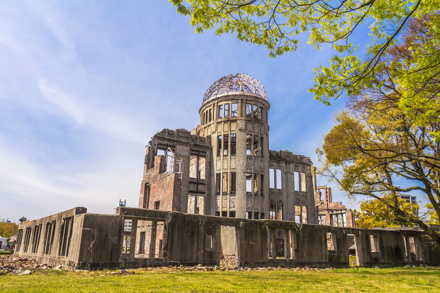 From Hiroshima: Hiroshima & Miyajima 1 Day Tour with Lunch - Lunch with Hiroshima-style okonomiyaki