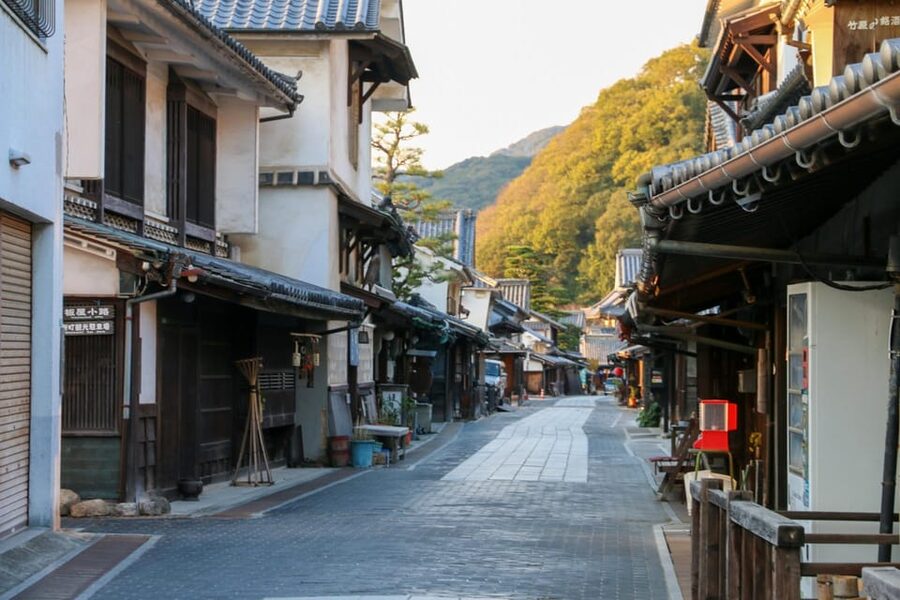 From Hiroshima: Rabbit Island and Takehara Town Tour - Why Takehara makes a smart first stop