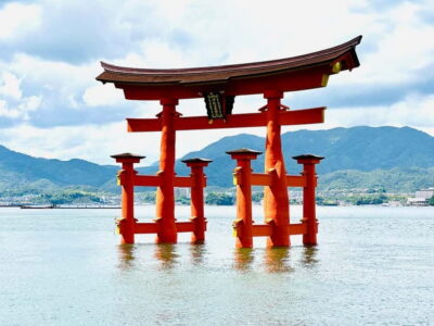 From Osaka: Hiroshima and Miyajima Day Trip by Bullet Train - The Shinkansen from Shin-Osaka to Hiroshima