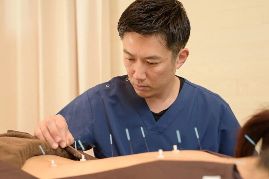 Hiroshima: Acupuncture and Japanese unique massage treatment - Who will get the most from this appointment