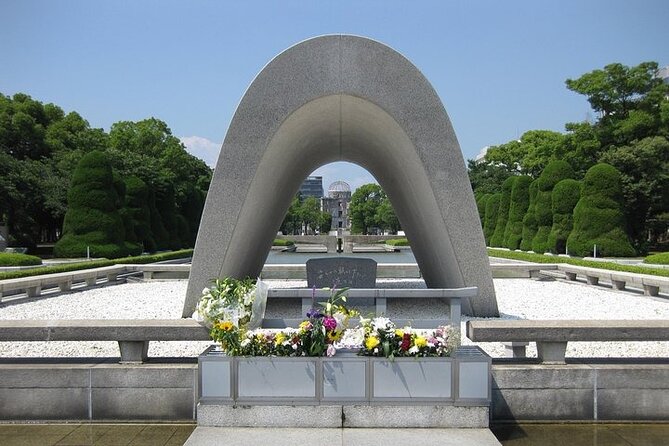 Hiroshima and Miyajima 1 Day Private Tour from Kyoto or Osaka - Why a private guide matters on this route