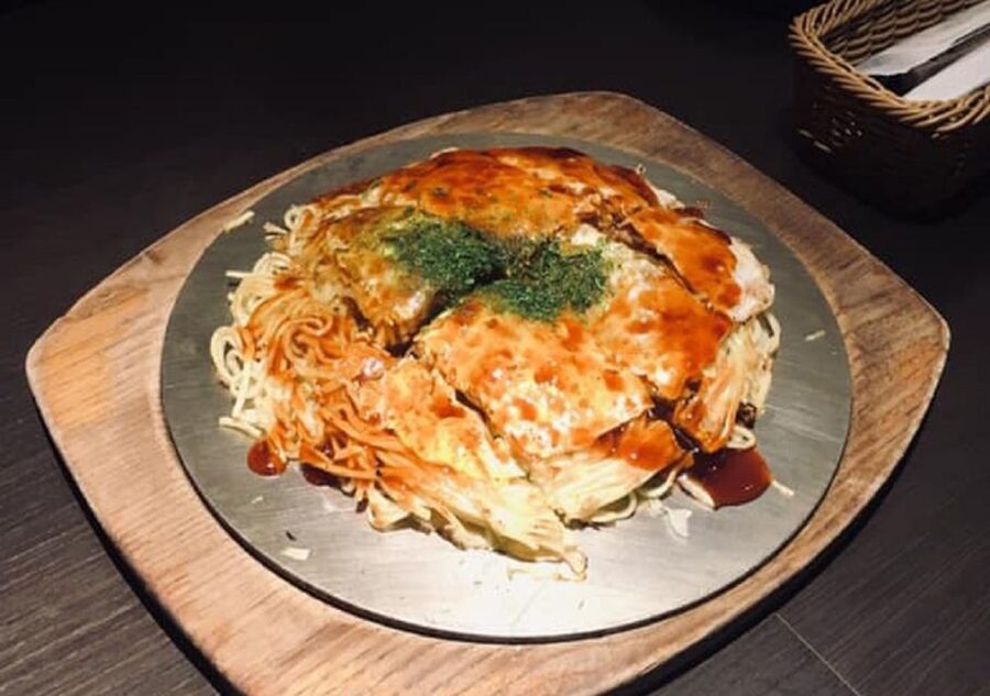 Hiroshima: Best of Hiroshima Food Tour - Four food stops, not one oversized dinner