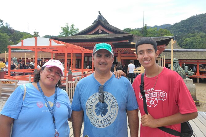 Hiroshima Cruise Pickup : Miyajima & Peace Park Tour with car - A practical Hiroshima day from the cruise terminal