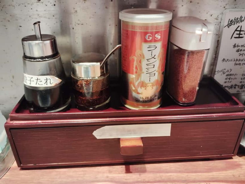 Hiroshima: Downtown Ramen Tasting Tour—2 Shops in 2 Hours - Between the shops: food talk with a wider view of Hiroshima
