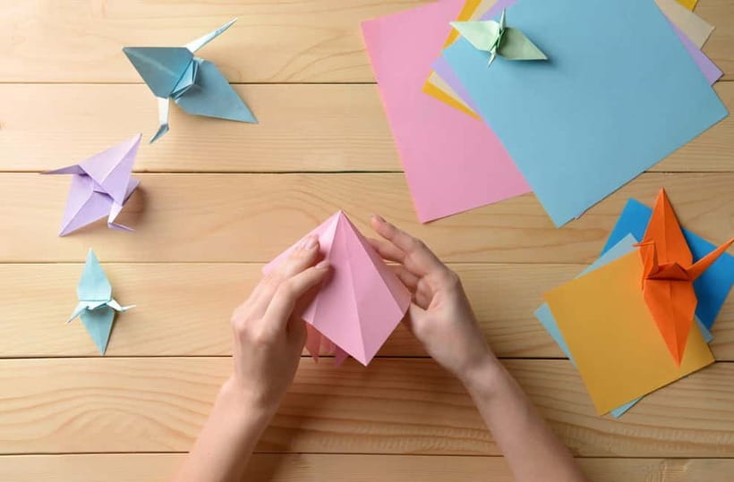 Hiroshima: Experience Japanese kimono by renting it - Hiroshima tea, sweets, and a framed origami souvenir