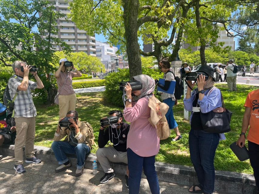 Hiroshima:Guided Virtual Tour/PEACE PARK TOUR VR - The Atomic Bomb Dome and the city before August 6