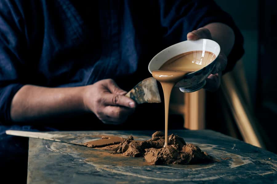 Hiroshima Lacquer Studio Tour & Workshop With a Gift - Meeting Naoya Takayama at the studio