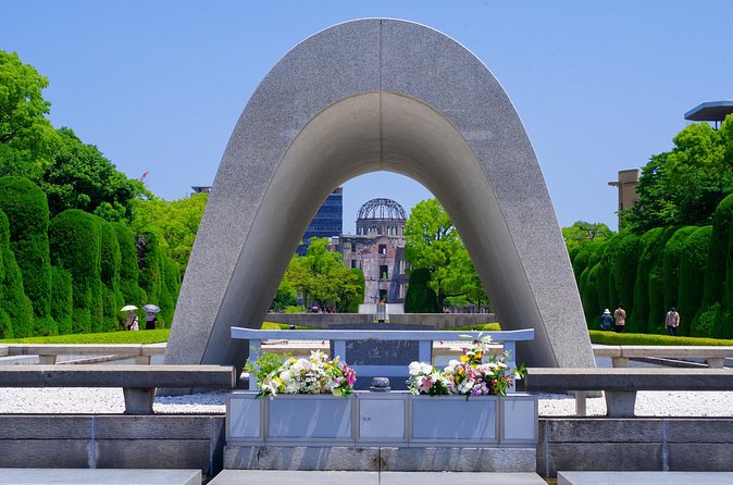 Hiroshima Luxurious Private Tour with English Guide - Price: best for five, harder to justify for two