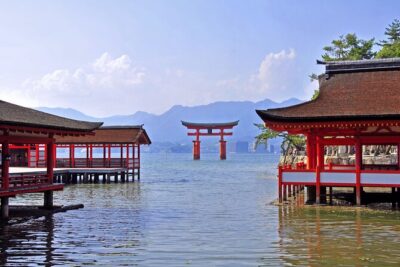 Hiroshima & Miyajima 1 Day Bus Tour with Bullet Train Tickets - Okonomiyaki gives the morning a local flavor
