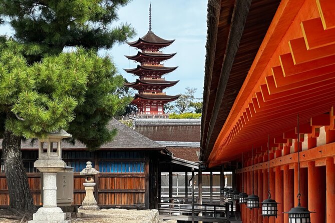 Hiroshima & Miyajima All-Inclusive Tour w/Licensed guide Pancho - Walking Through Hiroshima Peace Memorial Park