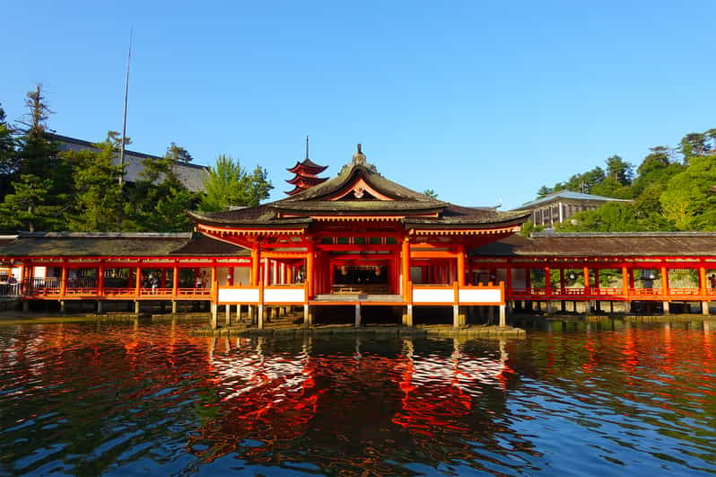 Hiroshima & Miyajima: Full-Day Private Tour & Licensed Guide - Why this private Hiroshima day works