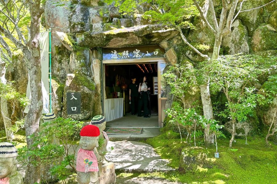 Hiroshima: Miyajima Half-day Historical Walking Tour - Who should book this walking tour