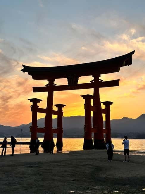 Hiroshima & Miyajima Island Private Tour: History & Culture - Peace Memorial Park and the A-Bomb Dome