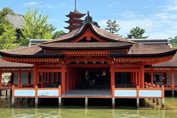 Hiroshima & Miyajima: Private Full-Day Tour with a Local Guide - Key points to know before booking