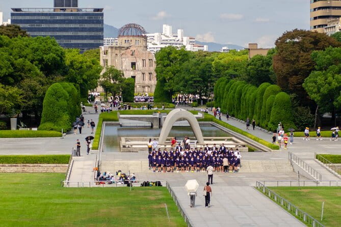 Hiroshima & Miyajima: Private Full-Day Tour with a Local Guide - What Alex adds to the day