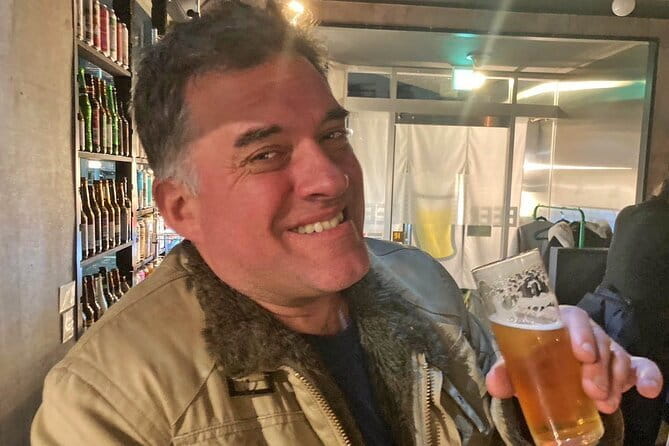 Hiroshima Night Tour: Craft Beer and Local Bites - A thoughtful pause at the Atomic Bomb Dome