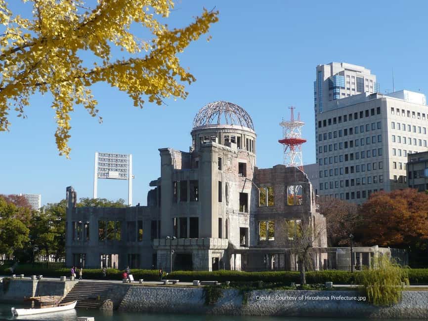 Hiroshima, Osaka, Kyoto: Miyajima & Hiroshima 1-Day Bus Tour - Ninety minutes at the Peace Memorial Museum