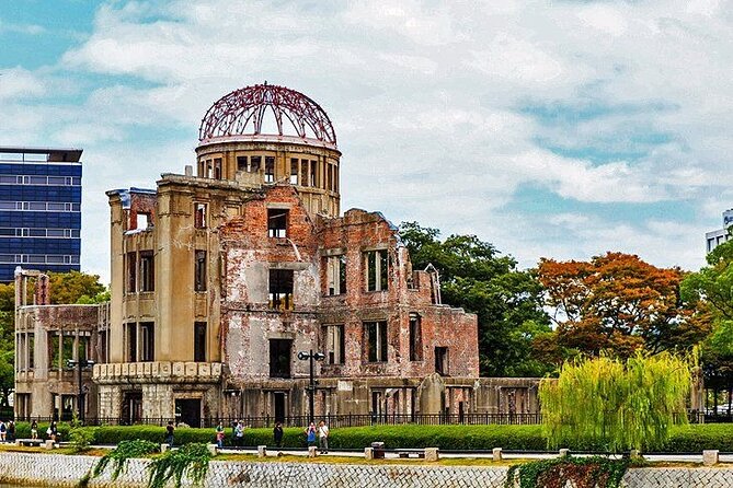 Hiroshima Peace Memorial Park & Hiroshima Castle: A Scenic Walk - Should you book it?