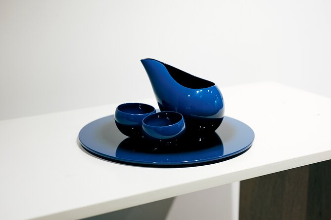 Hiroshima:Private lacquer workshop experience tour(gift included) - The hands-on lacquer-painting session