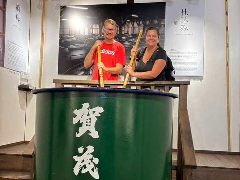 Hiroshima: Saijo Sake Tasting at 7 Breweries Guided Tour - The first stop, Kamotsuru Brewery