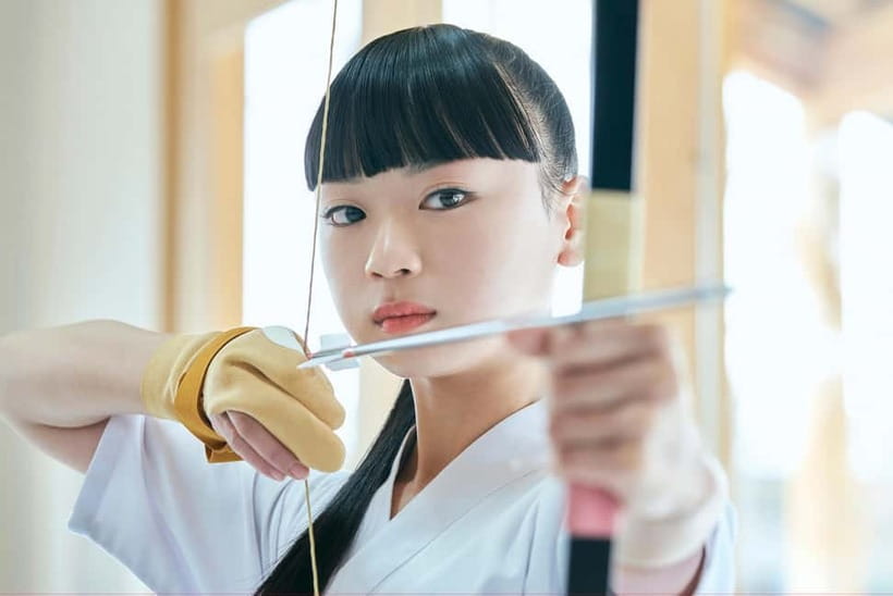 Hiroshima: Traditional Japanese Archery Experience - Dressing in dogi and hakama at Hiroshima Castle SHARAKU