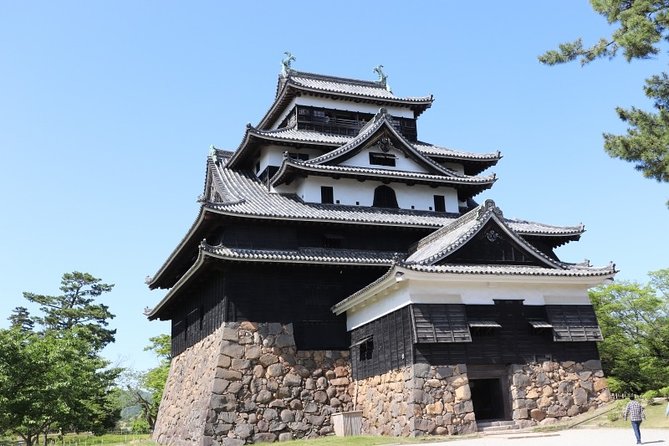 Matsue/Izumo Taisha Shrine Full-Day Private Trip with Government-Licensed Guide - Key points to know before booking