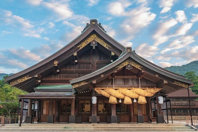 Matsue/Izumo Taisha Shrine Full-Day Private Trip with Government-Licensed Guide - Adding Inasa Beach to the shrine visit