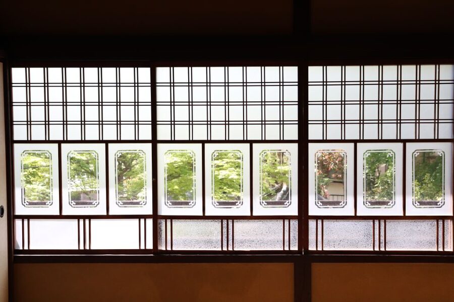 Miyajima: Cultural Experience in Zen Temple - Making an amulet from kimono fabric