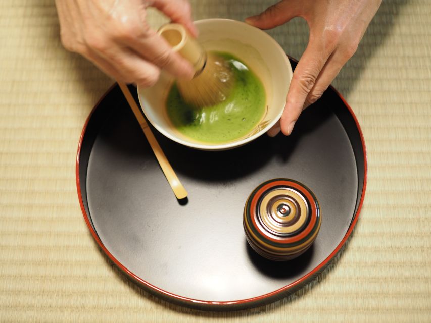 Miyajima: Cultural Experience in Zen Temple - Choosing and wearing a kimono