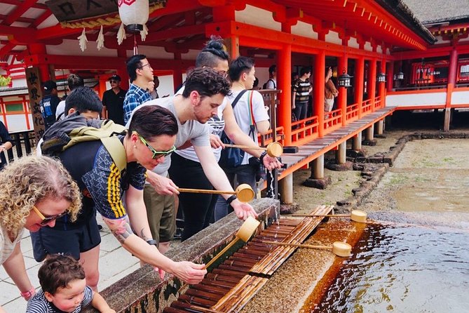 Miyajima Half-day Trip Historical Walking Tour - Walking toward the Otorii Gate