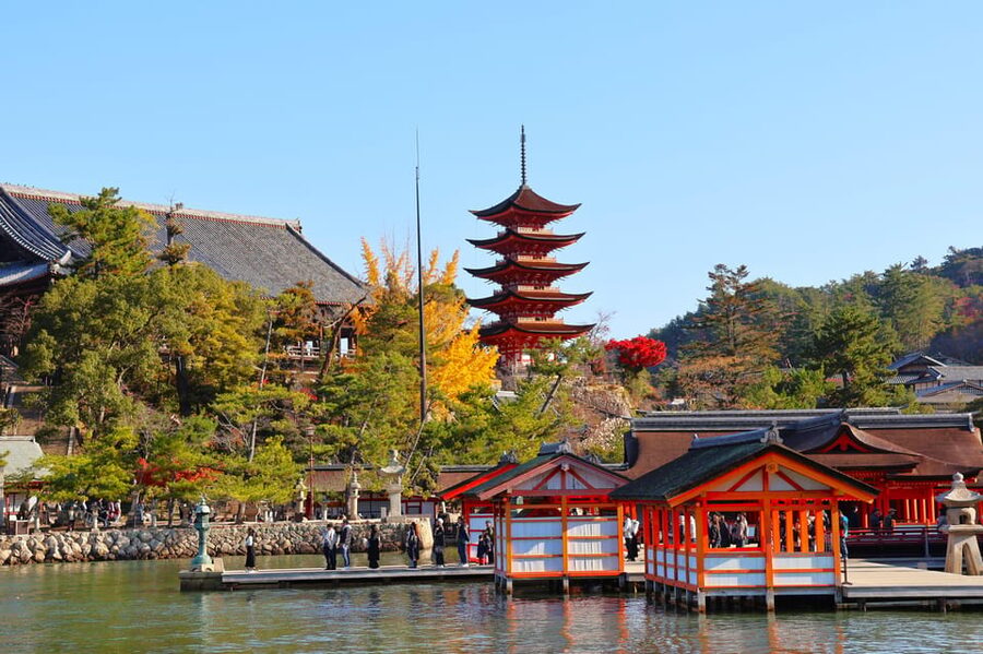 Osaka/Kyoto: Hiroshima Miyajima Bus Tour & Shinkansen Ticket - Hiroshima-style okonomiyaki for lunch