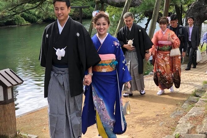 Private Kimono Elegant Experience in the Castle Town of Matsue - Choosing between modern and traditional designs