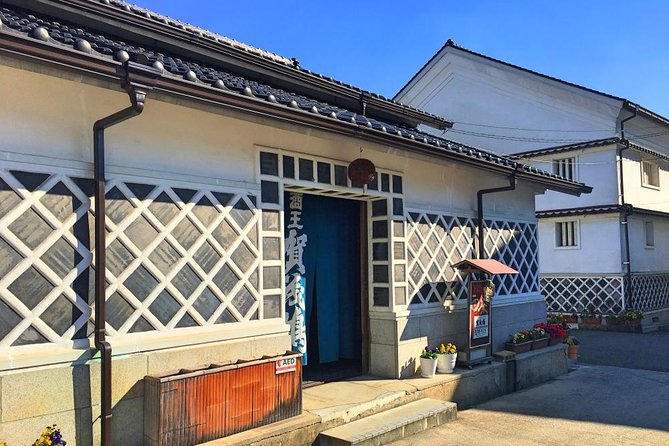 Sake Town Tour in Saijo Hiroshima - Walking Saijosakaguradori