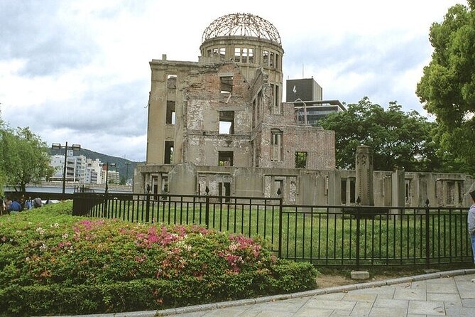 Shore Excursion from Hiroshima Port : Private Tour in Hiroshima - Hiroshima Peace Memorial Park and the Atomic Bomb Dome