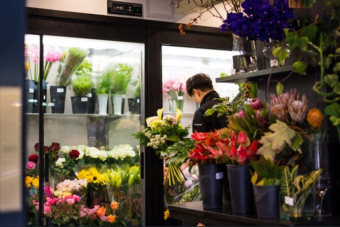 Special Ikebana Experience Guided by an Ikebana Master, Mrs. Inao - Timing, Meeting Point, and Group Details