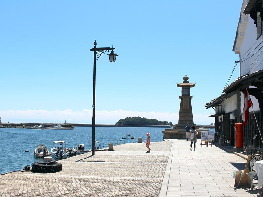 Tomonoura Port Town:Traditional Seaside Japan from Hiroshima - A private ride from Fukuyama to the harbor